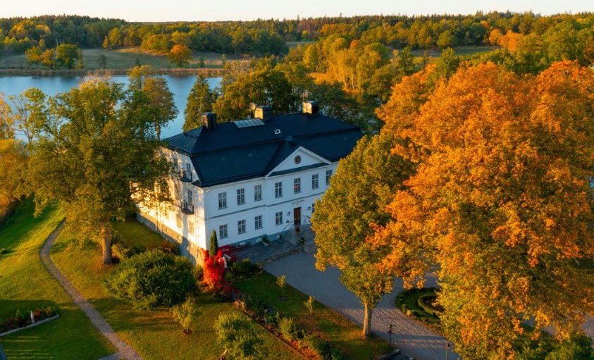 Yxtaholmsslott, Sweden